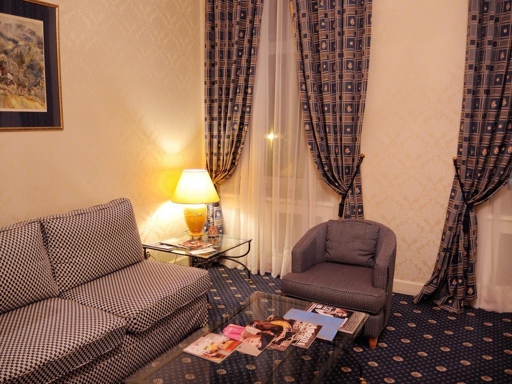 Grand Hotel Ukraine Днепър Екстериор снимка