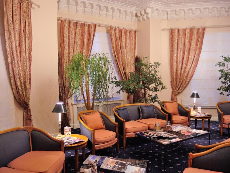 Grand Hotel Ukraine Днепър Екстериор снимка